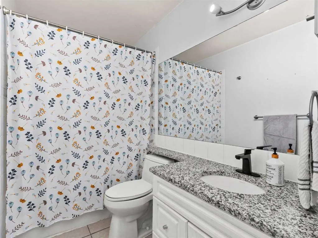 820 15 Avenue SW, #105