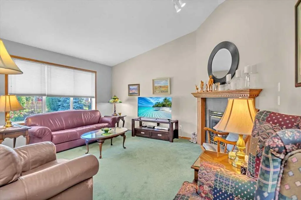 109 Monica Bay