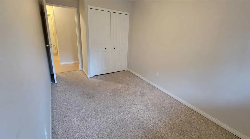 1320 12 Avenue SW, #402