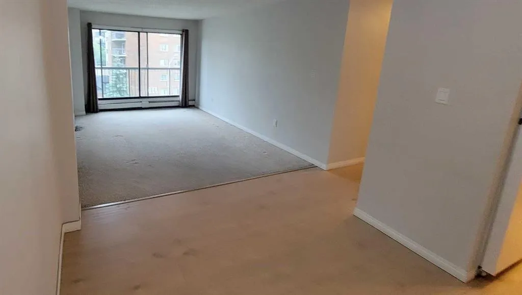 1320 12 Avenue SW, #402
