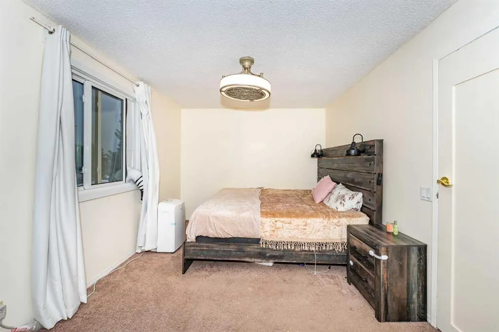 25 Erin Ridge Road SE
