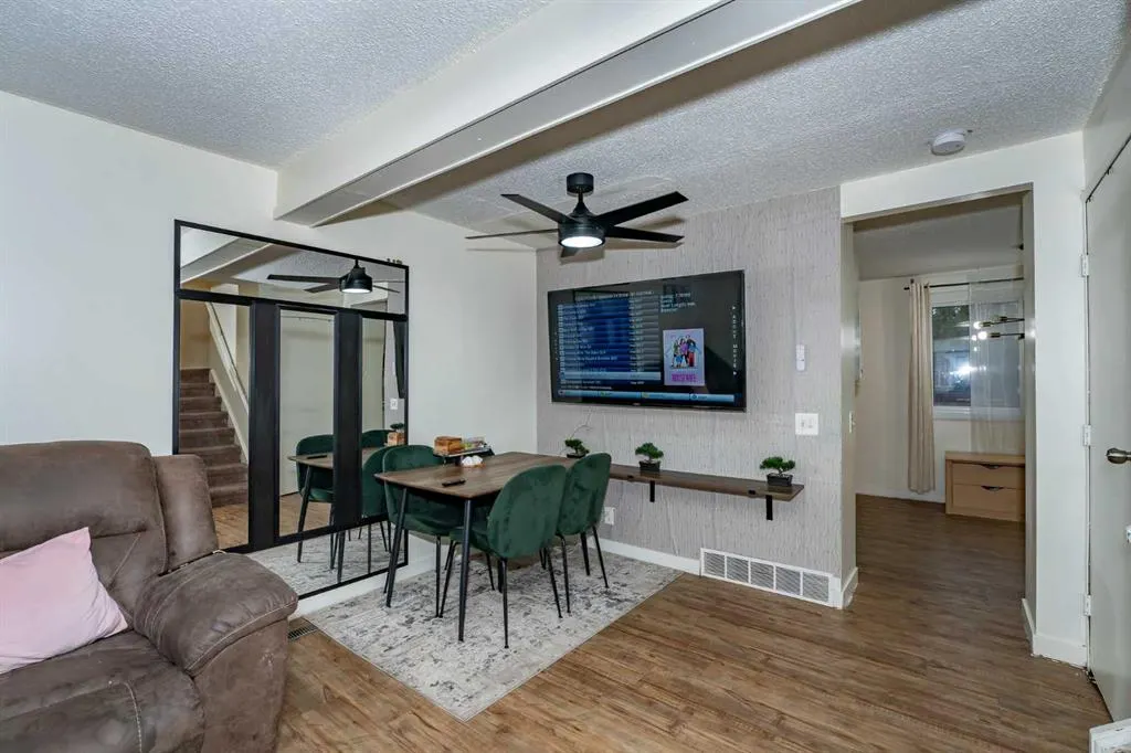 25 Erin Ridge Road SE