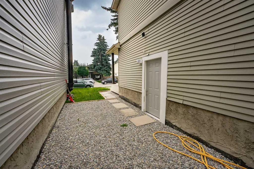 25 Erin Ridge Road SE