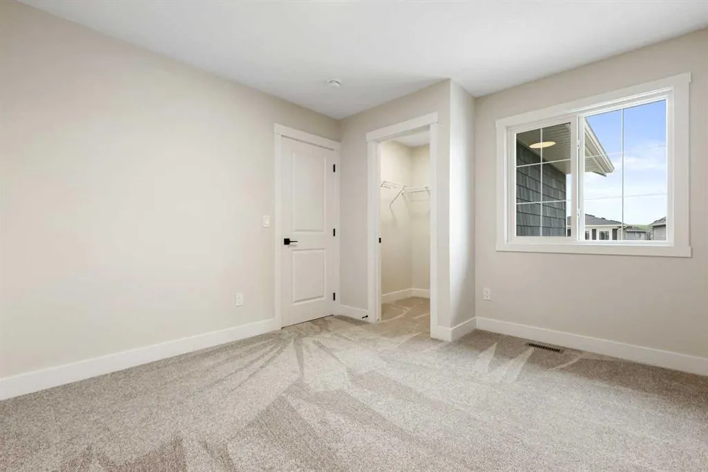 528 Baywater Manor SW