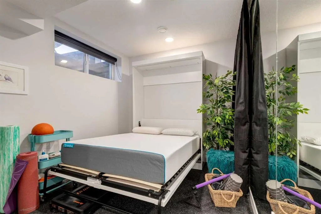 102 Na'a Heights SW