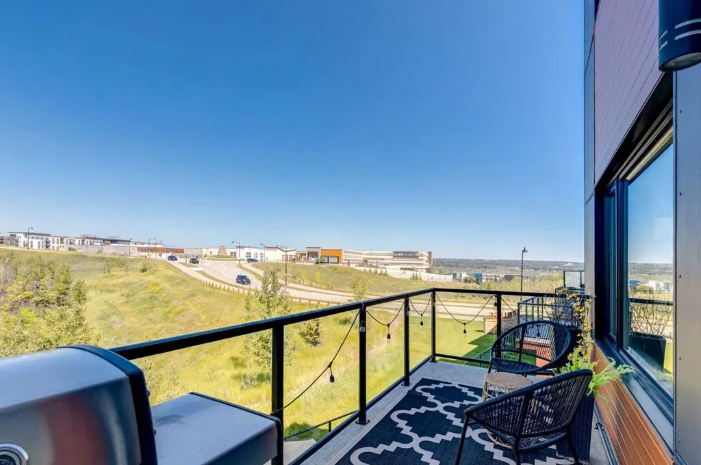 102 Na'a Heights SW