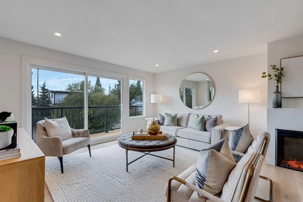 528 Dalmeny Hill NW