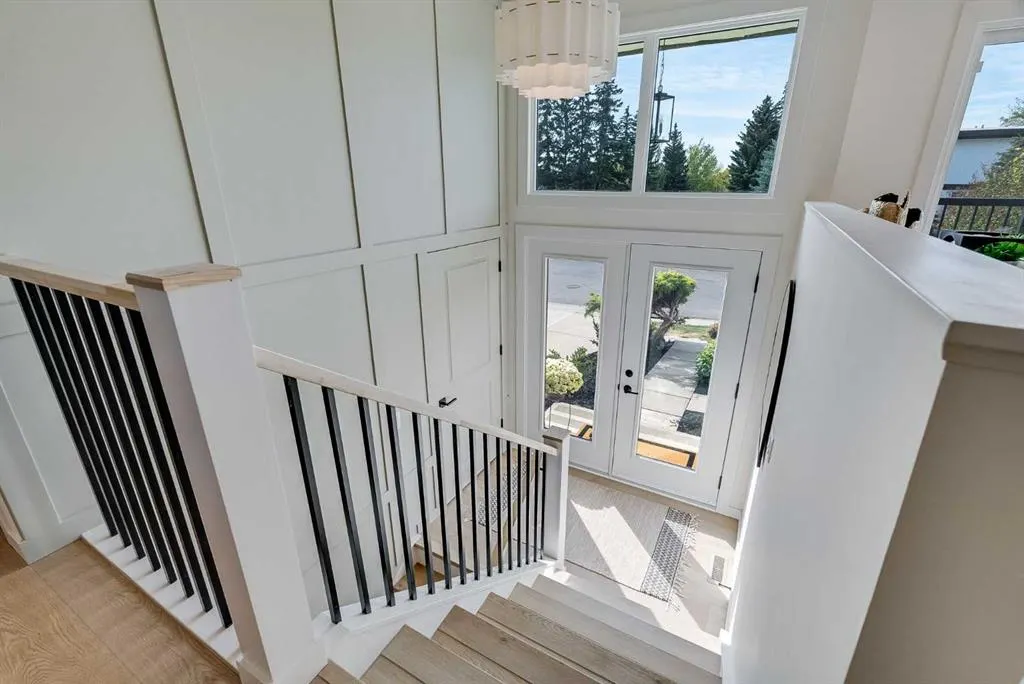 528 Dalmeny Hill NW