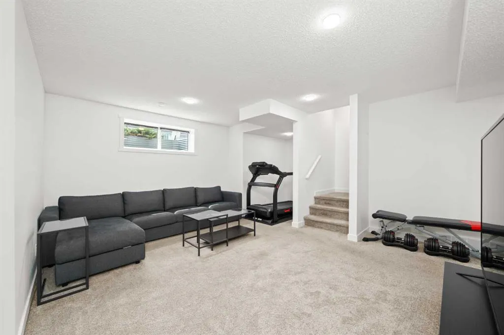 404 Belmont Avenue SW
