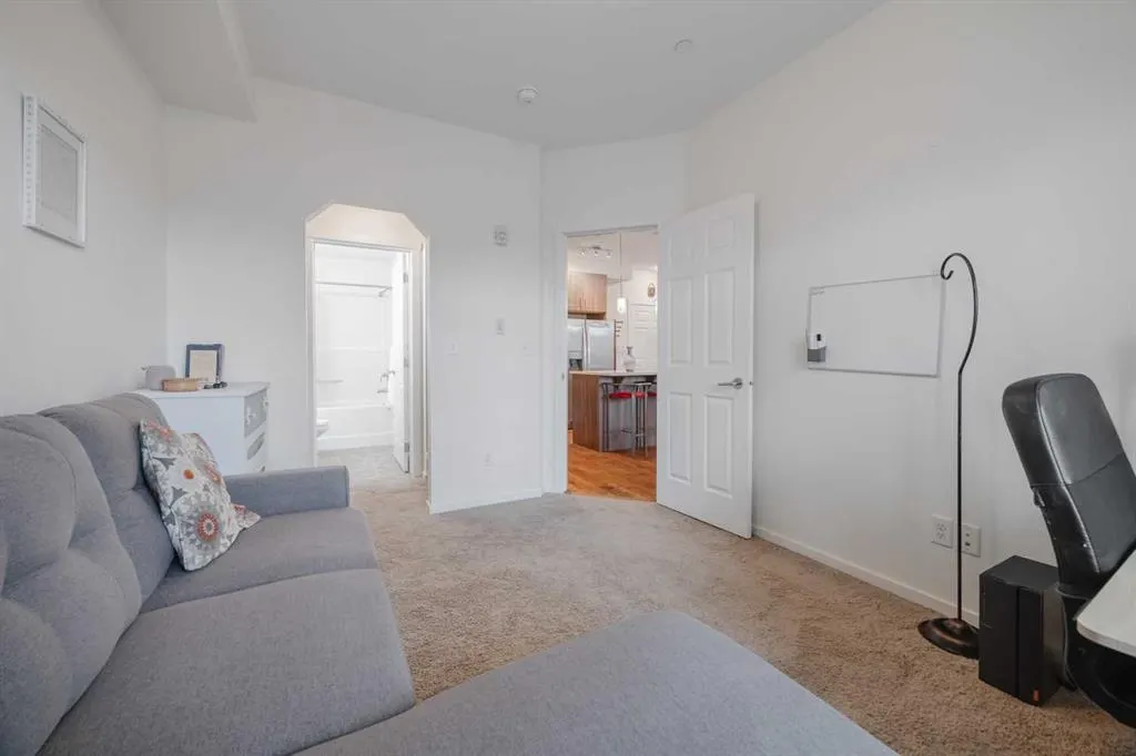 215 Legacy Boulevard SE, #1216