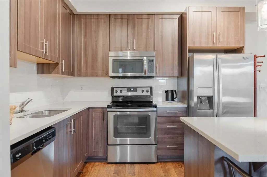 215 Legacy Boulevard SE, #1216