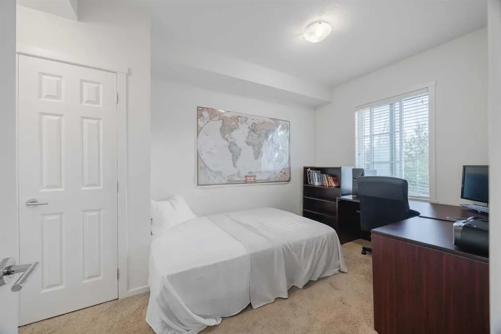215 Legacy Boulevard SE, #1216