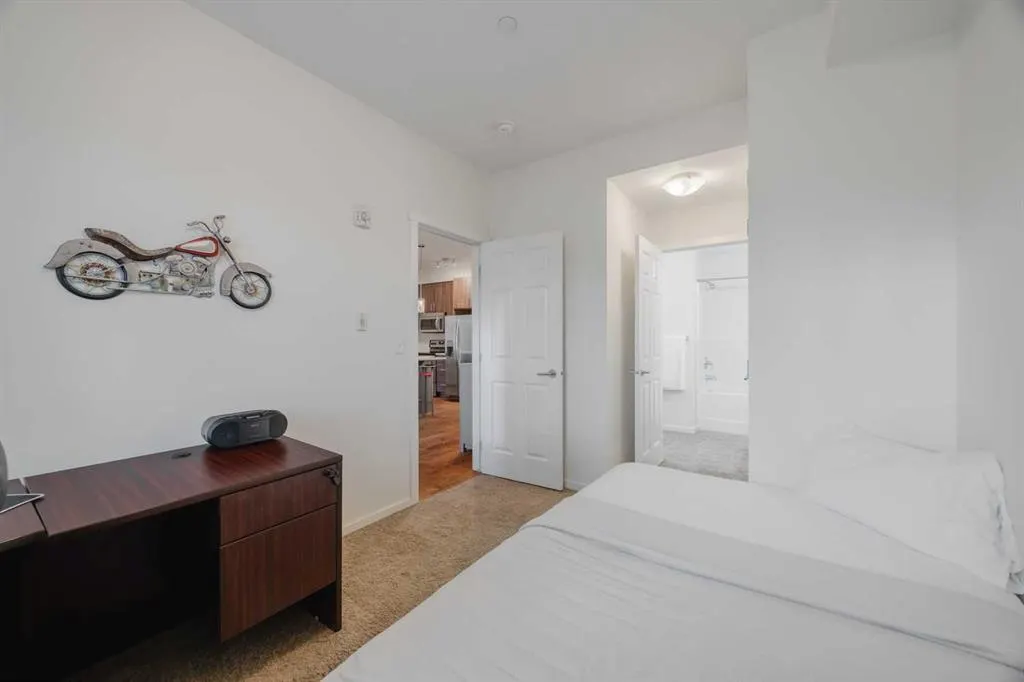 215 Legacy Boulevard SE, #1216