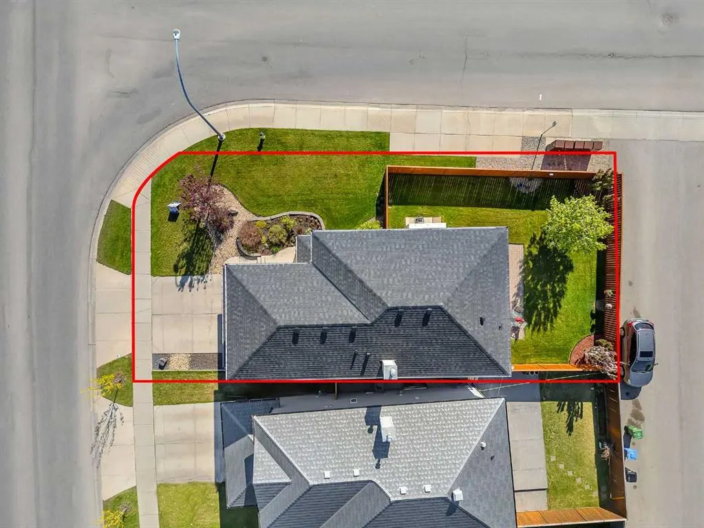 214 Saddlemont Boulevard NE