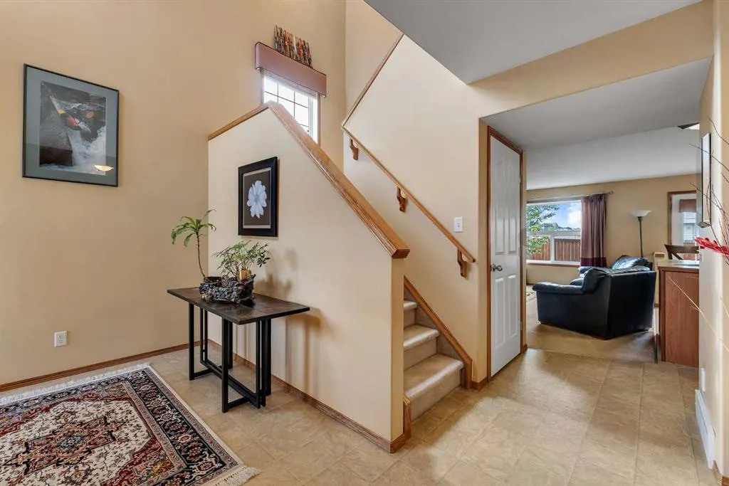 214 Saddlemont Boulevard NE