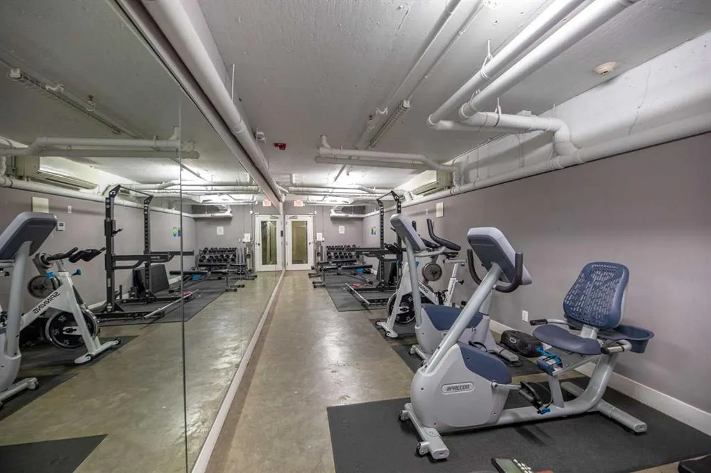515 4 Avenue NE, #221