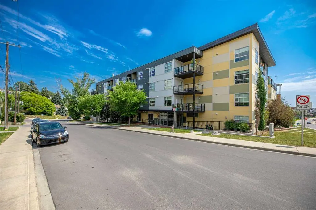 515 4 Avenue NE, #221