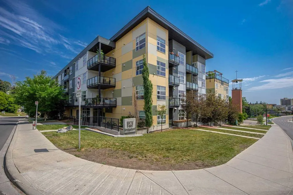 515 4 Avenue NE, #221