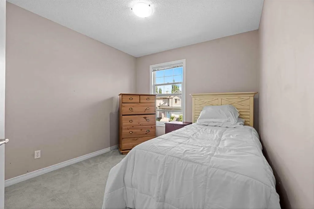 89 Crystal Shores Heights