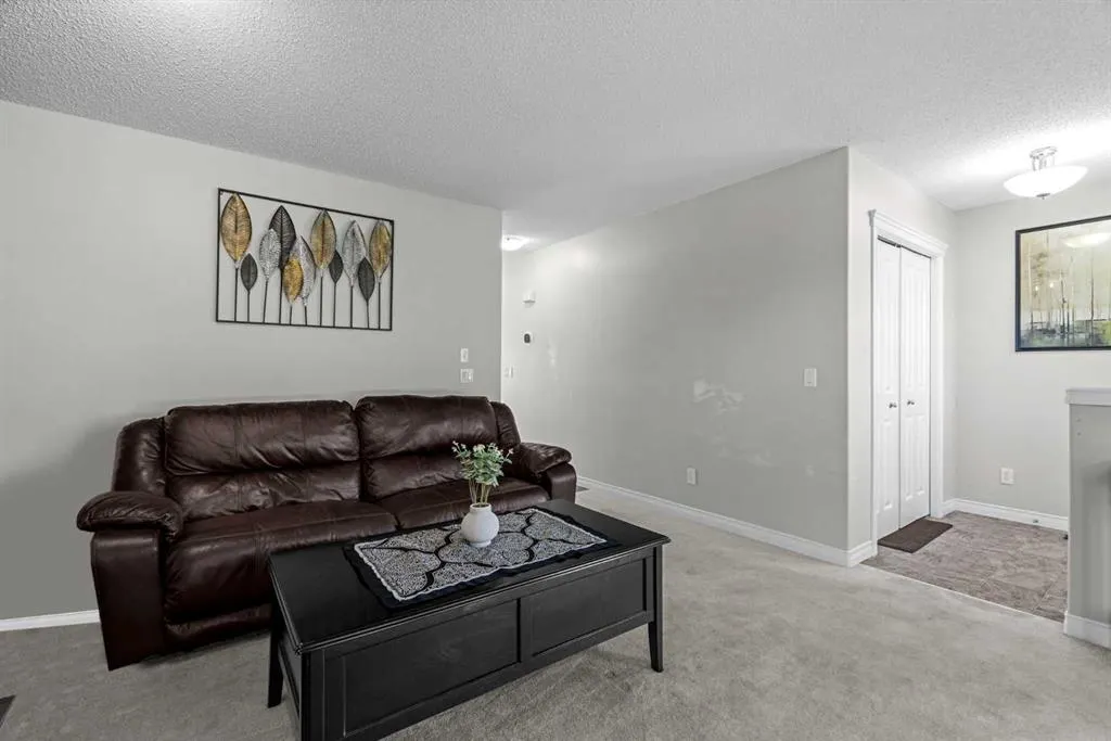 89 Crystal Shores Heights