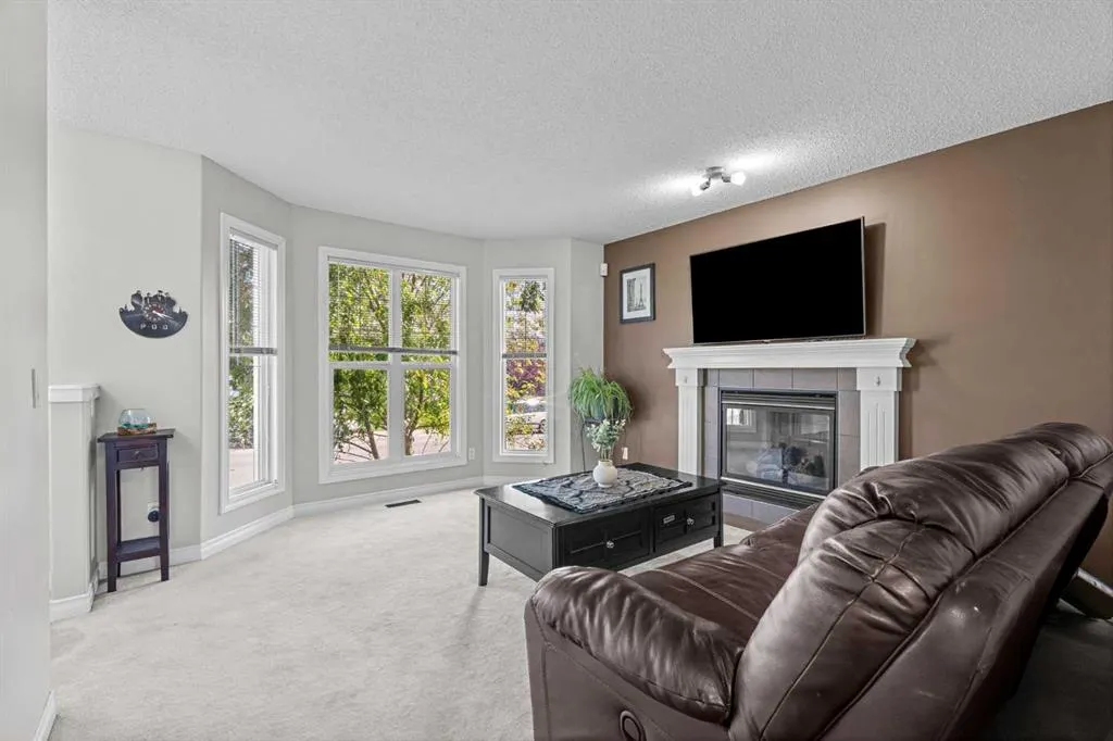 89 Crystal Shores Heights