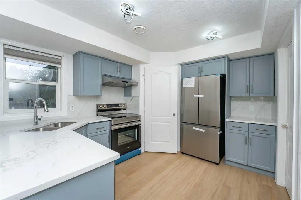 55 Collingwood Place NW, #3