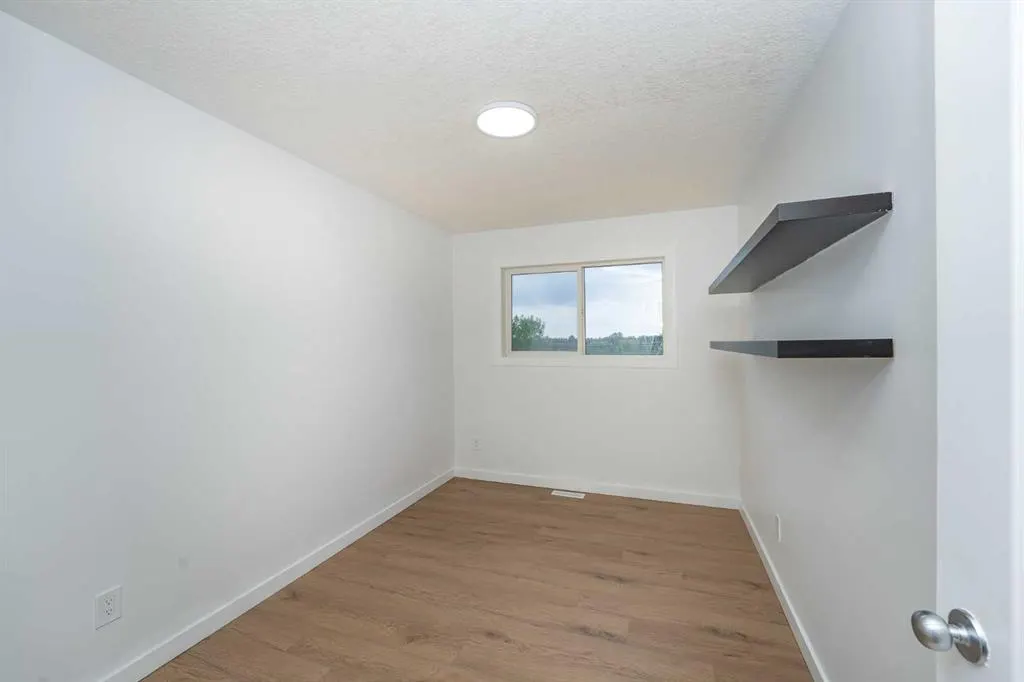 55 Collingwood Place NW, #3