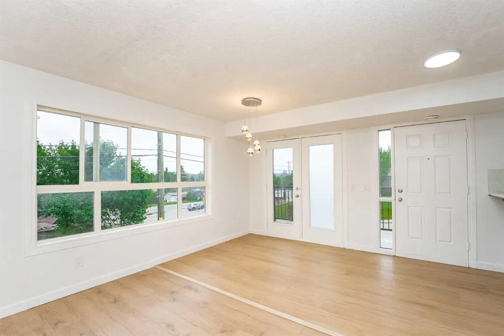 55 Collingwood Place NW, #3