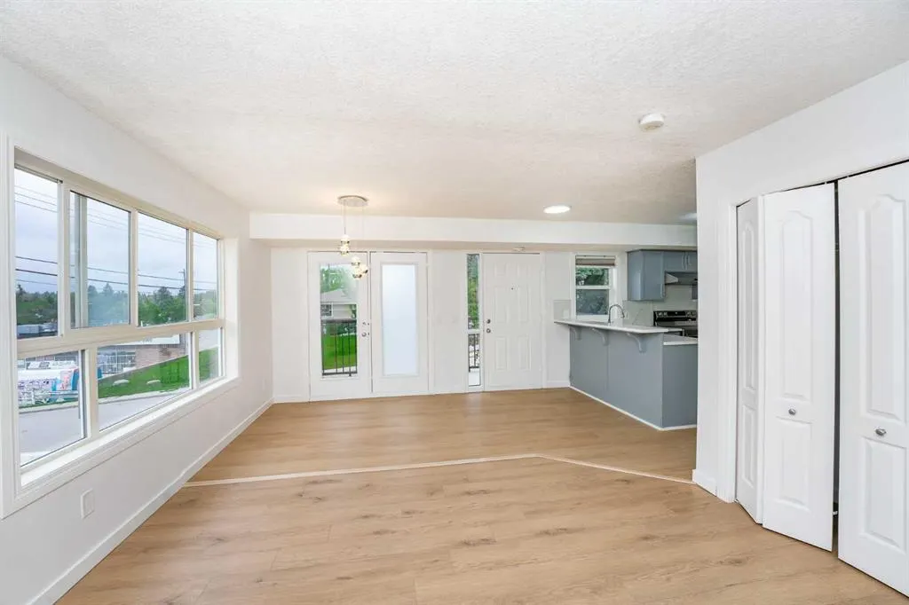 55 Collingwood Place NW, #3
