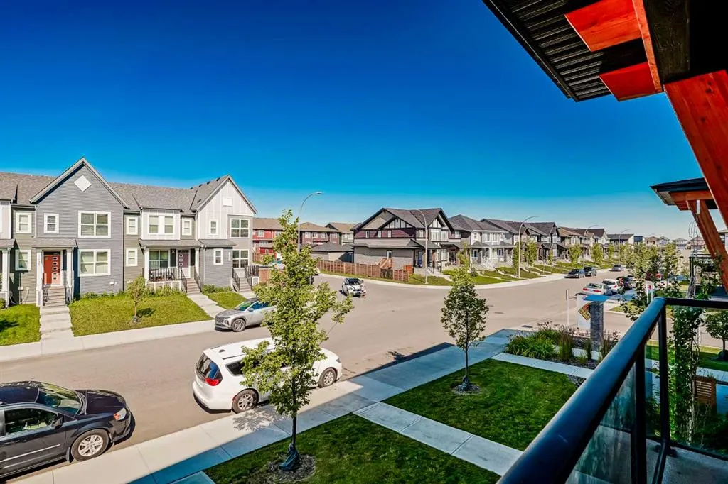 10060 46 Street NE, #908