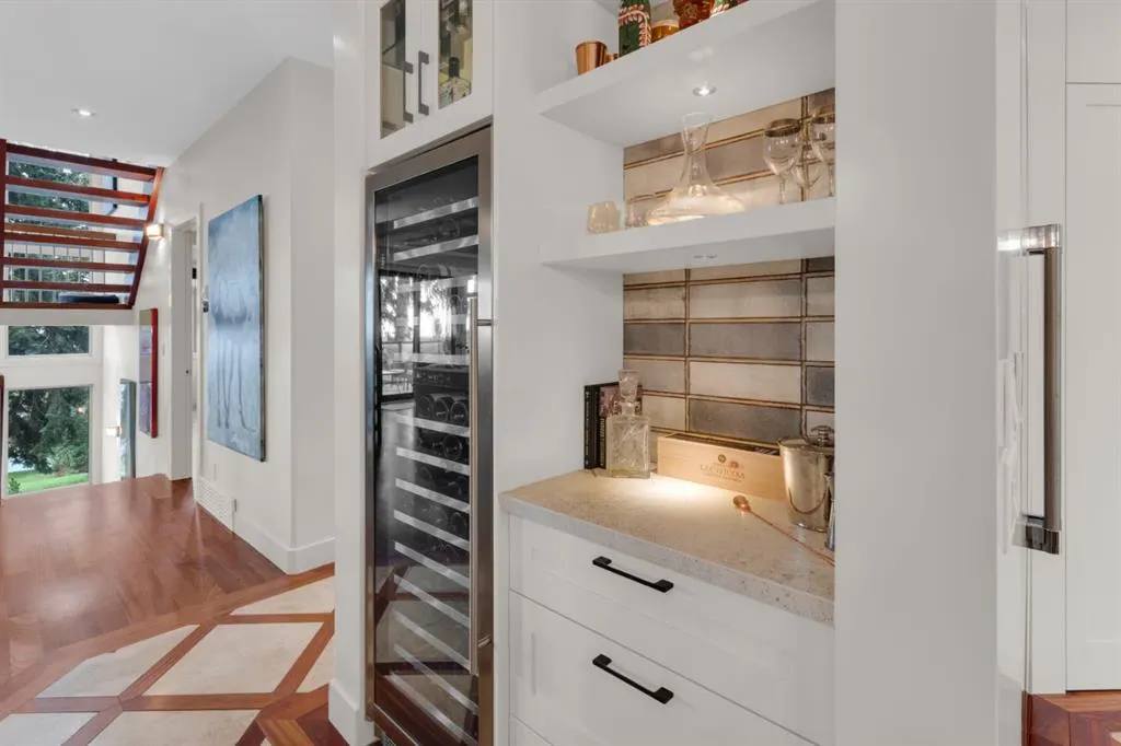 2014 30 Avenue SW