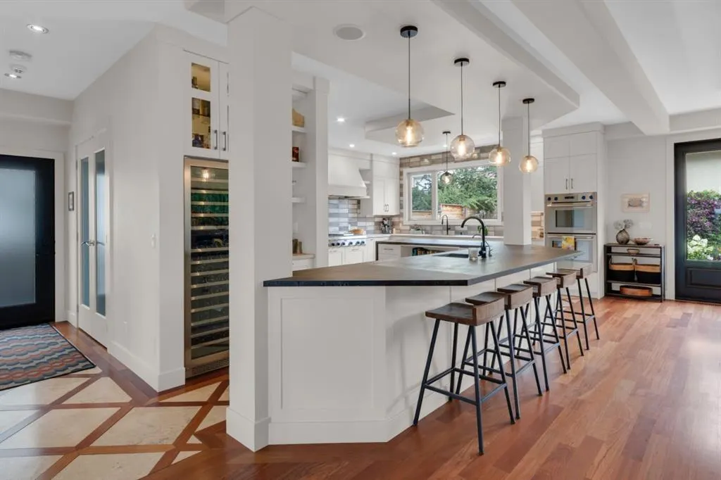 2014 30 Avenue SW