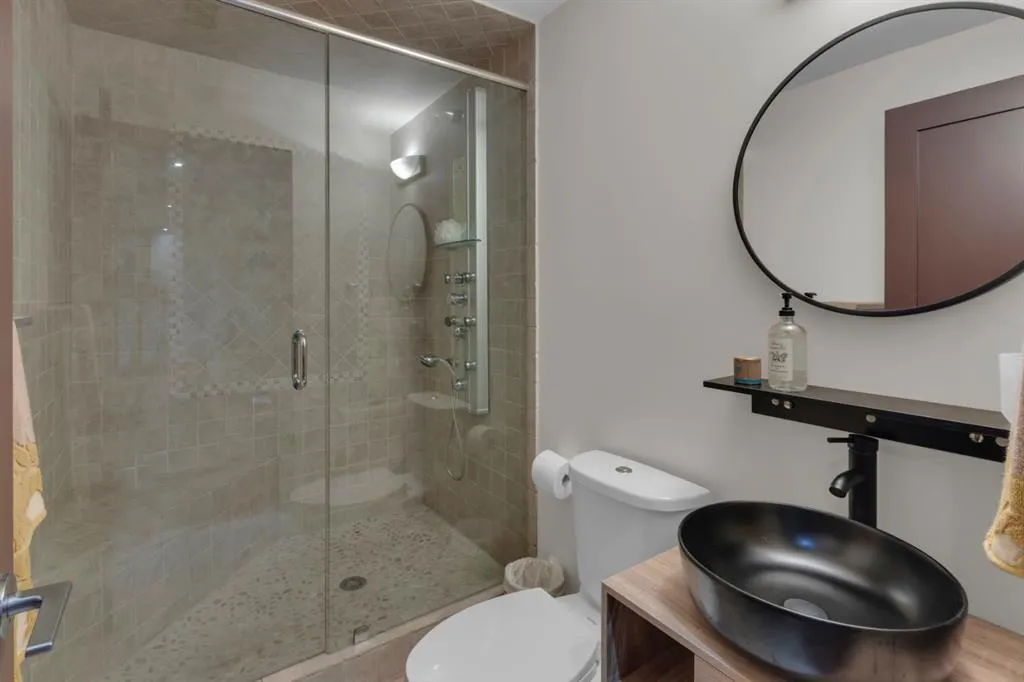 2014 30 Avenue SW
