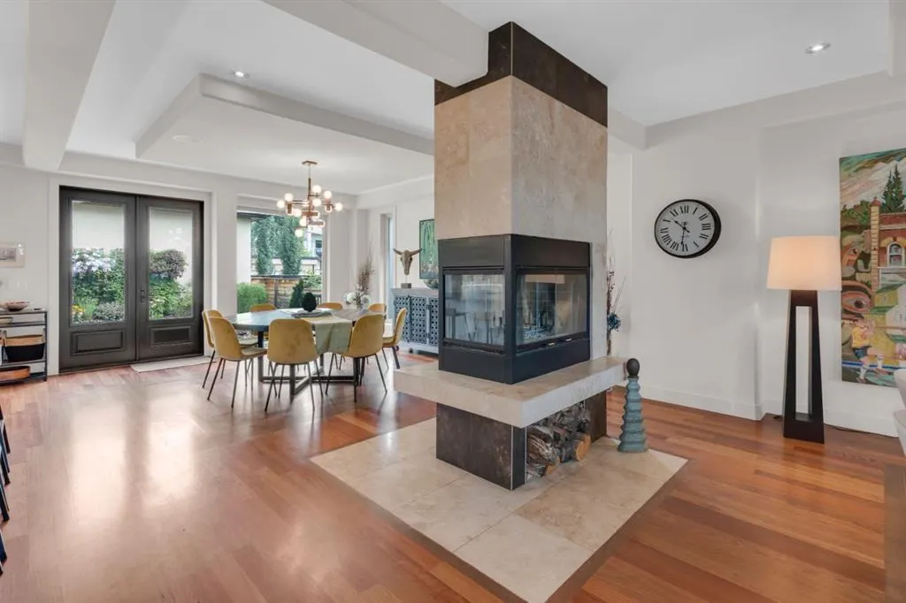 2014 30 Avenue SW