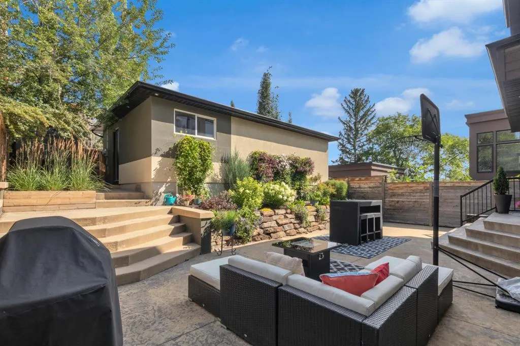 2014 30 Avenue SW