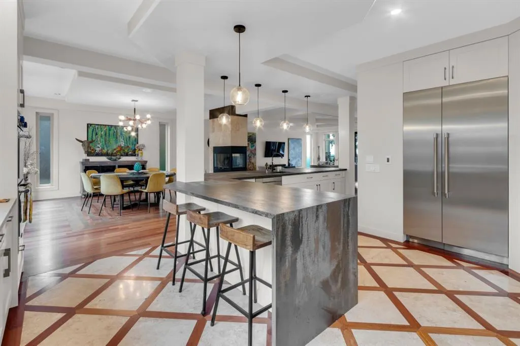 2014 30 Avenue SW