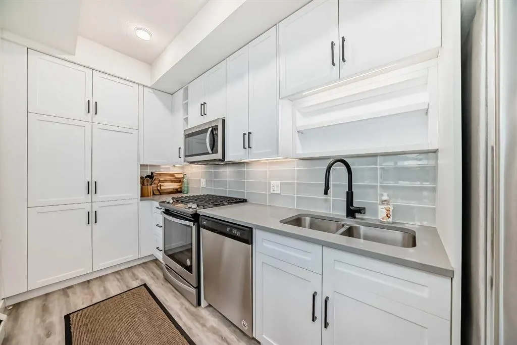 4138 University Avenue NW, #227