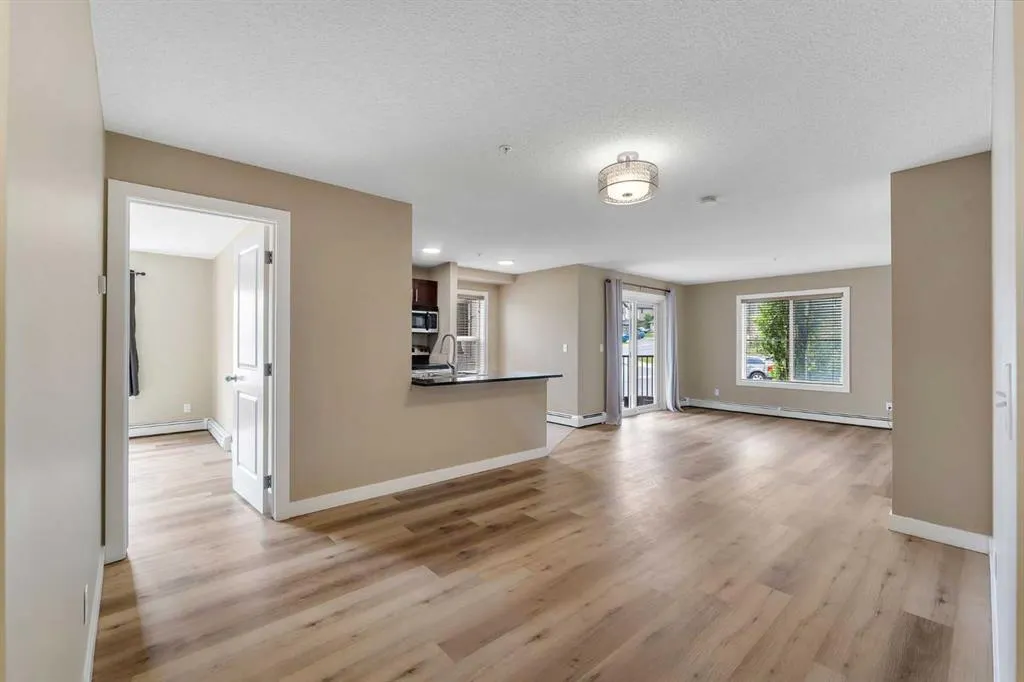 195 Kincora Glen Road NW, #201