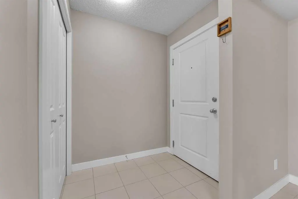 195 Kincora Glen Road NW, #201