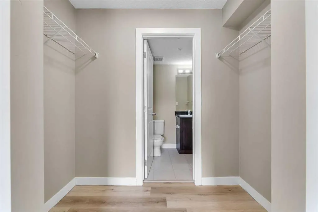 195 Kincora Glen Road NW, #201