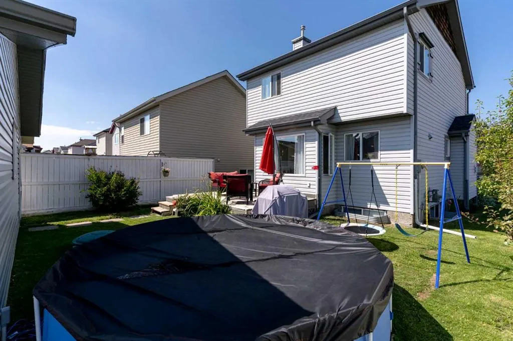 120 Covepark Crescent