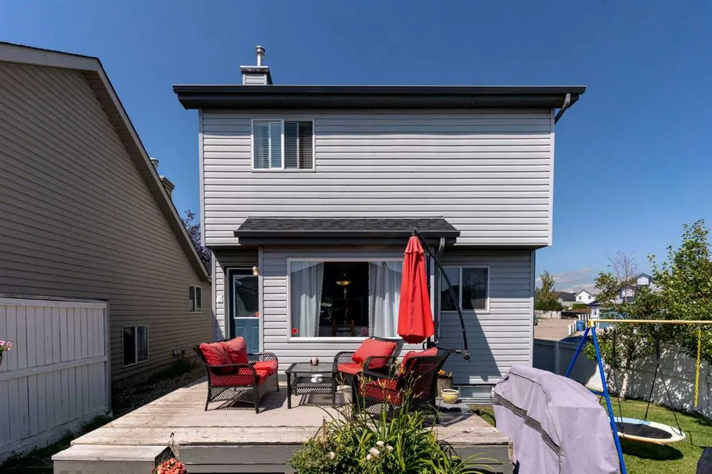 120 Covepark Crescent