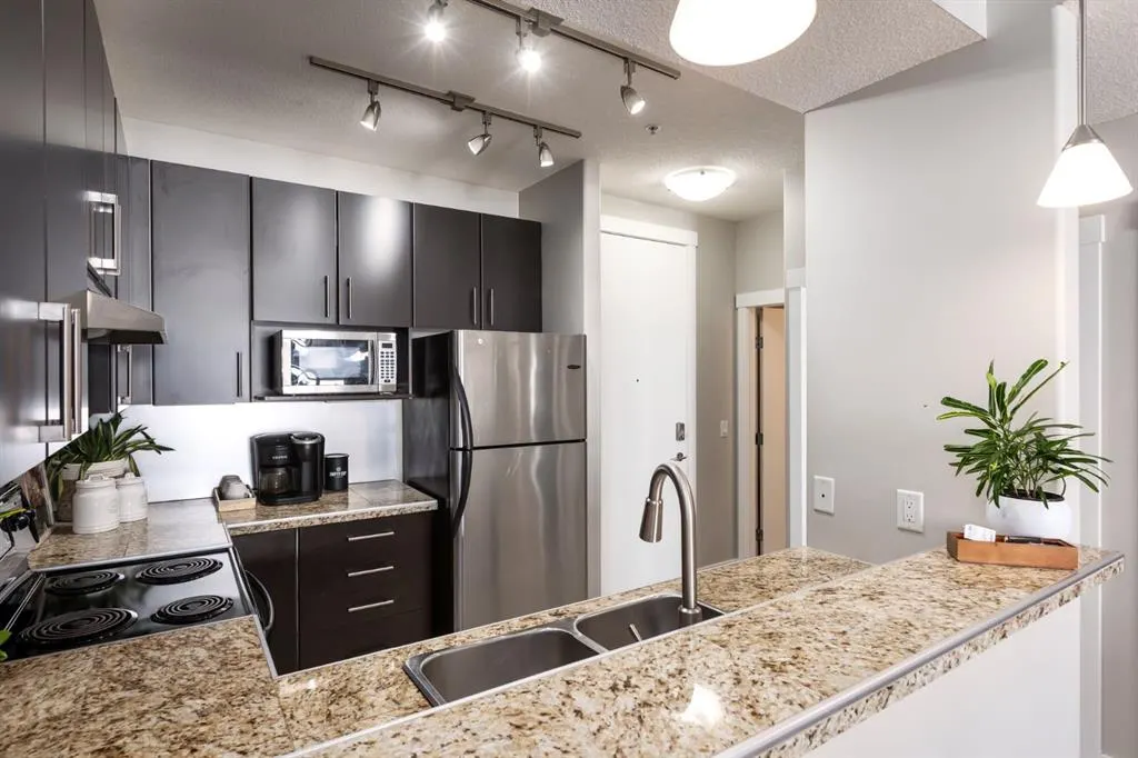 880 Centre Avenue NE, #309