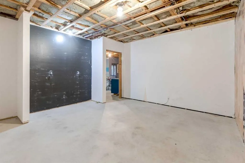 235048 Range Road 281