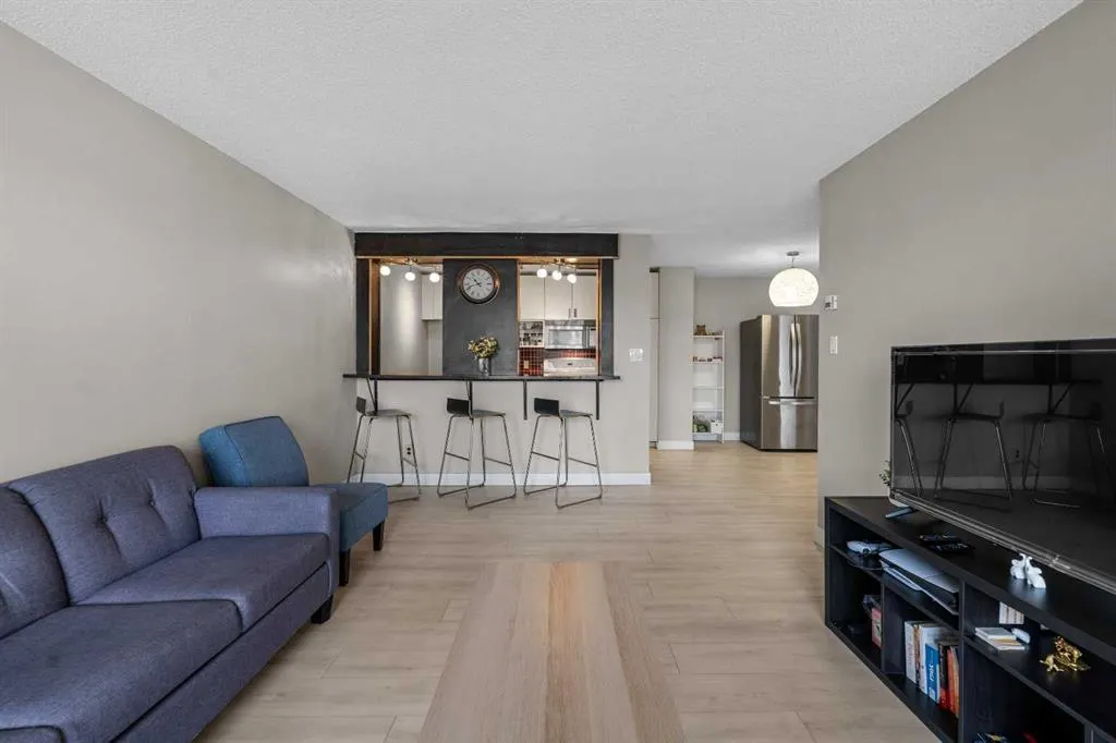 924 14 Avenue SW, #708