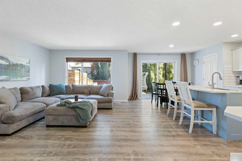 23 Auburn Bay Place SE