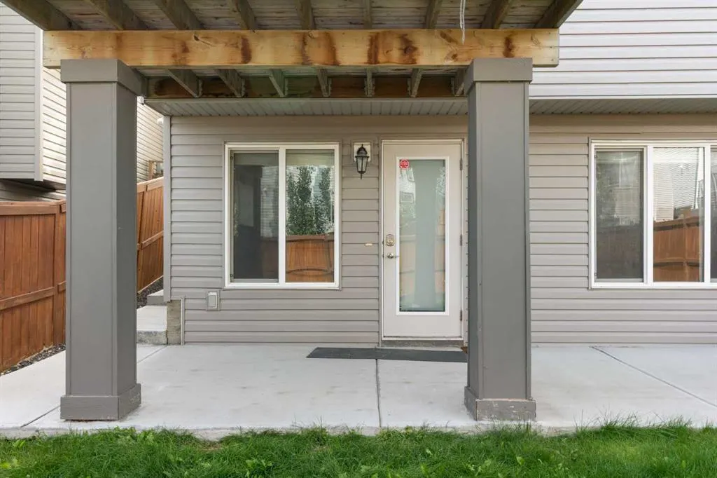 141 Sherwood Heights NW