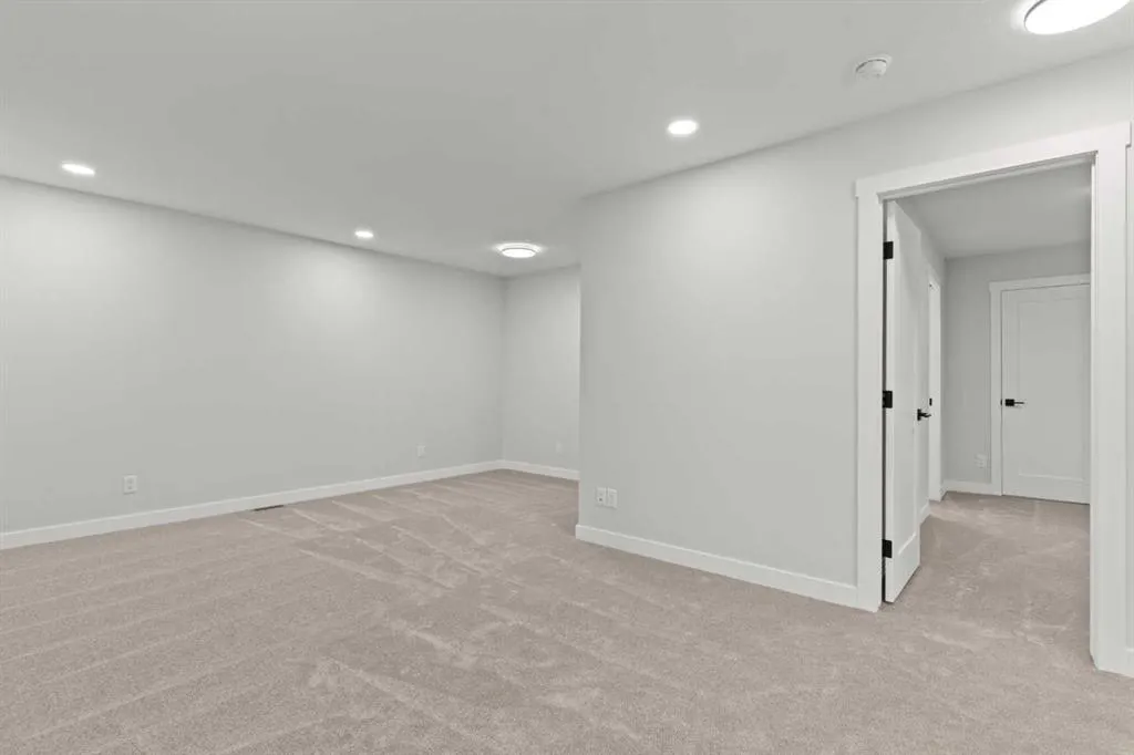 479 Kinniburgh Loop