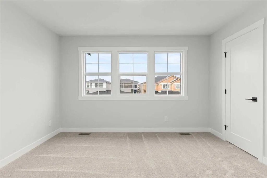 479 Kinniburgh Loop