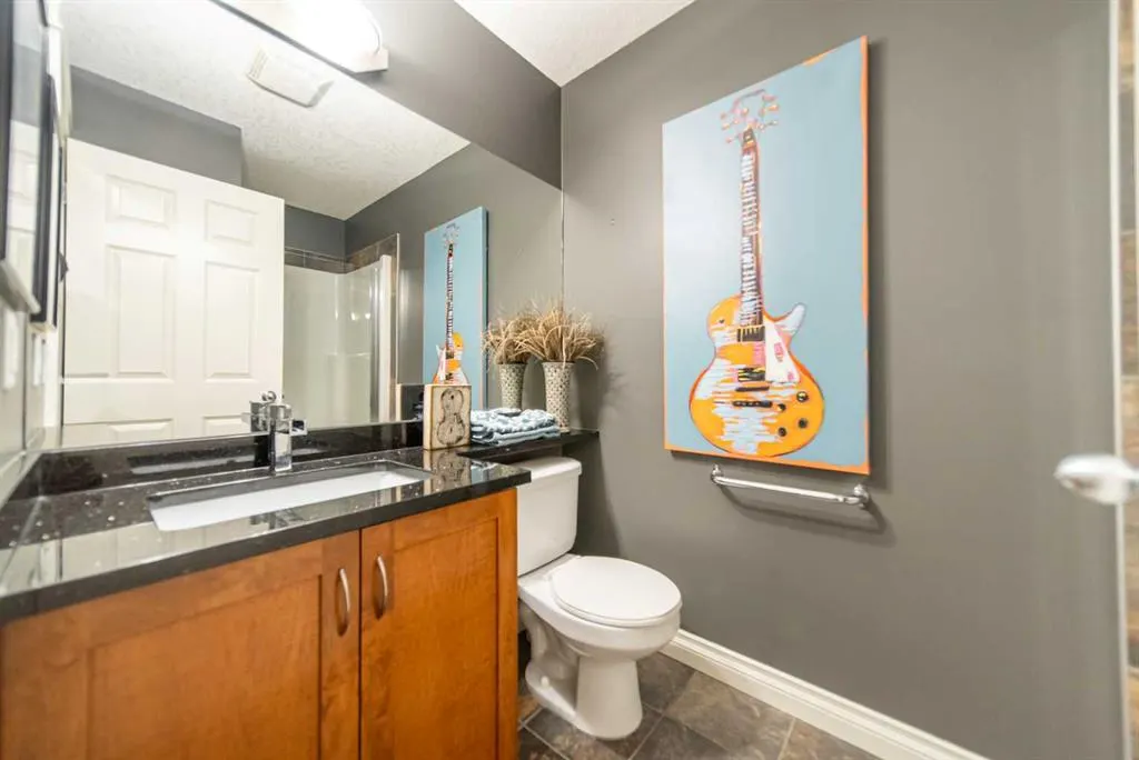 4 Hemlock Crescent SW, #205